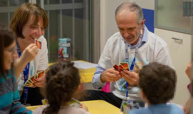 I volontari dell'Abio Bari: Aiutiamo i bambini a sopportare la degenza in ospedale